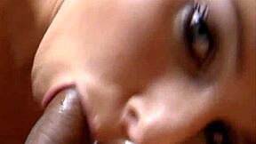 after pissing hottie gets her pussy licked hard