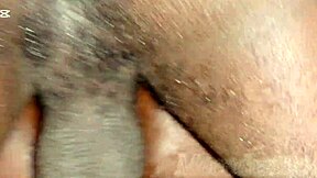 shakin my fat ebony ass gettin fucked by neighbor bodybuilder damn!