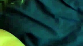 WOW HORNY GF SLURPS HUBBY'S MONSTER COCK LIKE A PRO MILF!