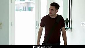 whoa milf stepmom fuckin her young stepson big cock tits taboo mommy lick cumshot pov 😍🍆💦