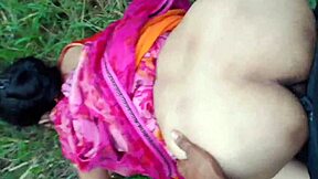 Desi village bhabhi sneaks outdoor fuck with field lover boy at ranch!