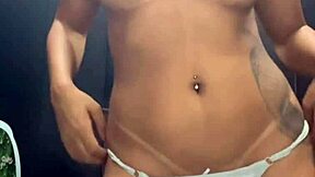 i get so horny fingering my pussy in the crowded gym watching everyone