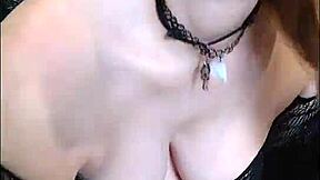 Beautiful blonde with big natural tits models new ropita solo