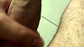 Masturbacion Intensa con Eyaculacion Masculina Explosiva y Squirting de Polla