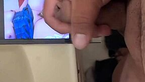 guy jerks off solo tributing hot babe before heading to work