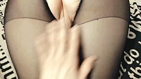 amazing cameltoe teen pussy up close homemade fuck