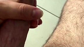 Masturbacion Intensa con Eyaculacion Masculina Explosiva y Squirting de Polla