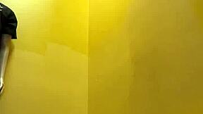 Whoa, Cream Machine Drills Her Pussy and Anal Deep!