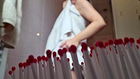 hey, check out this casual video i grabbed from youtube of mah santos looking fine