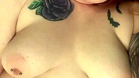 chubby redhead babe fingers wet pussy moaning loud