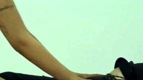 Stepdaughter's Lips Wrap Stepdad's Cock Till He Explodes on Her Face