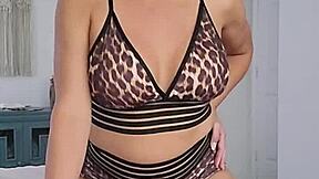 step mommy goddess brianna beach tempts your stroking secrets