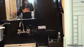 hot wife flashes big ass then takes doggystyle cum on beach