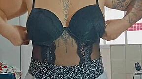 Everyone loves my big pussy, wanna see me suck their hot milk dry?