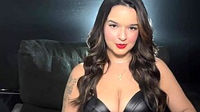 Brazilian BBW's juicy pussy drools over Perseu's huge endowed cock