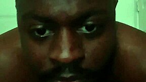 pausing dance to ditch glasses explain fave workout pose