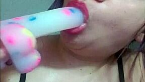 Curvy Colombian cutie shows off dildo sucking skills solo