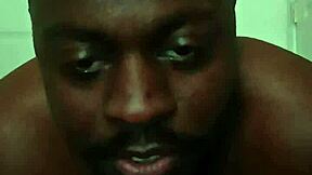 pausing dance to ditch glasses explain fave workout pose