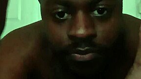 pausing dance to ditch glasses explain fave workout pose