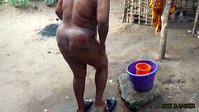 Sweet mama loves hardcore amateur pounding ride