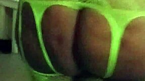 BIG ASS COUSIN TWERKS HER BOOTY NAKED BEFORE MOMMY EBONY DANCES WILD!