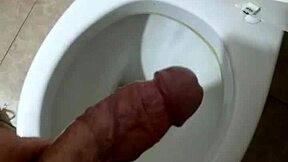 she's aceitando into total masturbation relaxation bliss now!