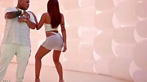 Anitta shakes her naughty ass while dancing seductively on screen