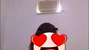 Amateur novinha spreads cheeks for deep anal penetration and rough assfucking