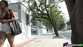 trai meu marido com 2 paus enormes... que delicia!!