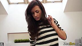 Fetish hottie blasts piss stream in shiny heels so hot!