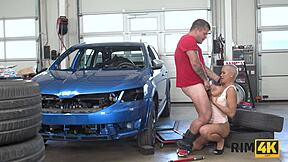 😏 big boobs latina milf rims repairman's asshole bent over in car shop before doggystyle facial!