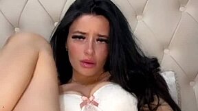 Horny American College Exchange Student Girlfriend Squirts On Webcam