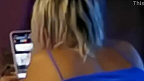 my stepsis loves sneaking peeks at porn in her room 😏