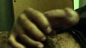 i luv jerkin this huge monster cock... so thick!!