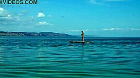 AMATEURS MATURES FUCK HARD OUTDOORS ON KAYAK!