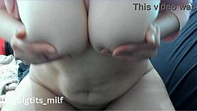 Wow Look at This BBW Milf's Big Pussy Lips and Asshole Gaping in Doggystyle!