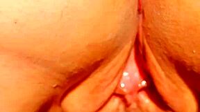 Maturemon Flashes Huge Wet Pussy Lips