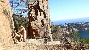 Amateur couple orgasms from public beach path sex caught homemade