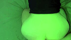 Big Ass Milf Begs for Huge Cumshot in Rough Doggystyle Domination