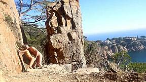 Amateur couple orgasms from public beach path sex caught homemade