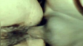 la madura cachonda engaña al trabajo y recibe verga dura