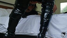 gimme that domination on my big booty, avery jane needs your monster cock