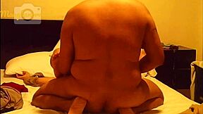 Pinay's juicy shaved pussy rides big cock in hot scandal