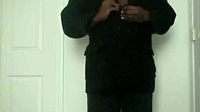 Arms Stretching Like Wild Masturbation!