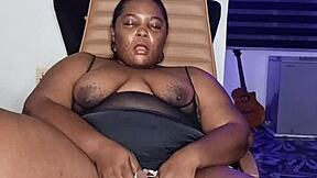 lonely mara exotic housewife squirts hard solo