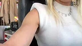 Watch Me Describe Thick Cum Loads in Steamy Webcam Chat Session