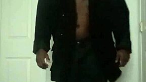 Arms Stretching Like Wild Masturbation!