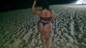 im the teen slut shakin my huge ass on beach