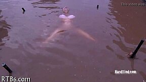 damn that anal assfucking makes her squirt hard during castigation