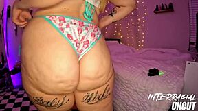 curvy white bitch shakes huge ass on massive bbc pov quickie